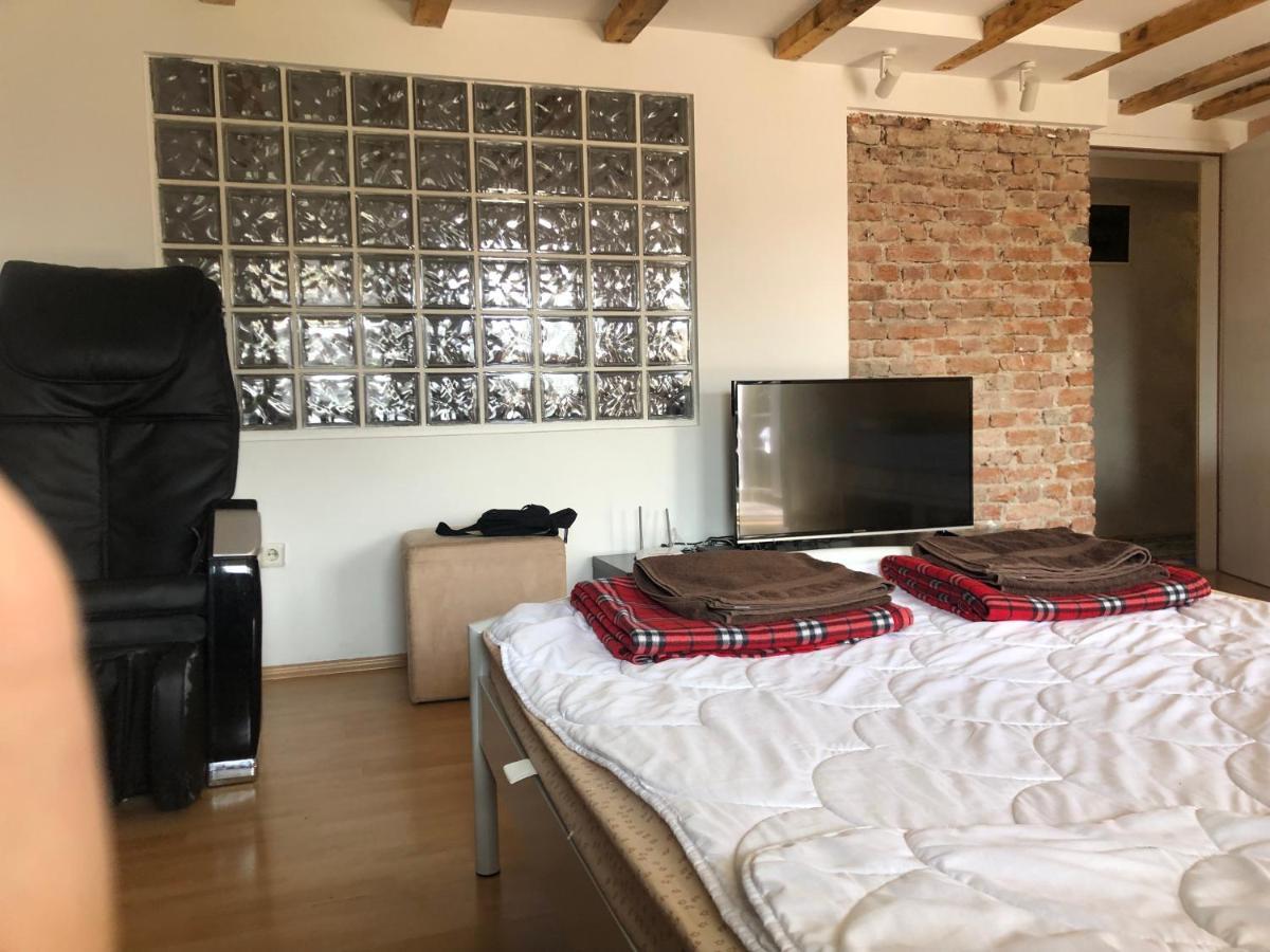 Central Apartment Prisztina Zewnętrze zdjęcie